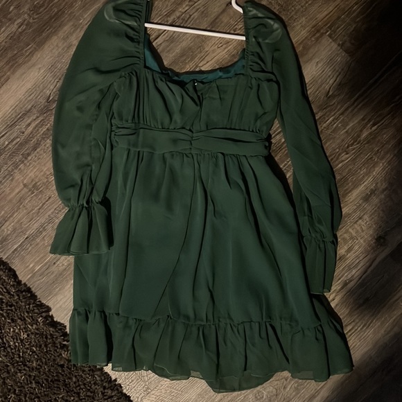Green Square Neck Dress - Picture 3 of 3